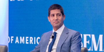 Trump’s Fed Pick Discloses Vast Wealth Ahead of Confirmation Hearing