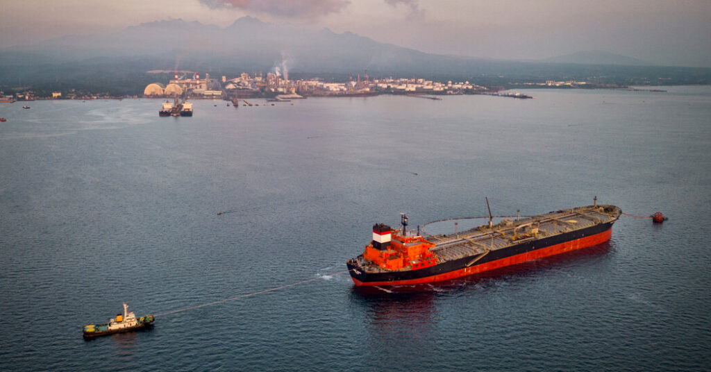 Russian Oil Revenues Nearly Doubled in March