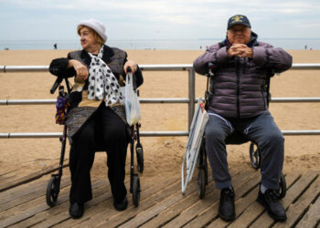 80s Tomorrow, 50s Next Week? New York Rides a Weather Roller Coaster.