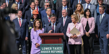 In the House, Republican Plans Go Awry Amid Party Divides