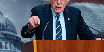 Iran War Deepens Divide Among Democrats Over Arming Israel