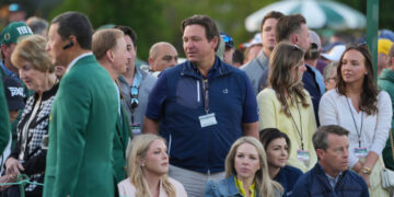 DeSantis Delays Redistricting Special Session and Adds a Vaccine Bill