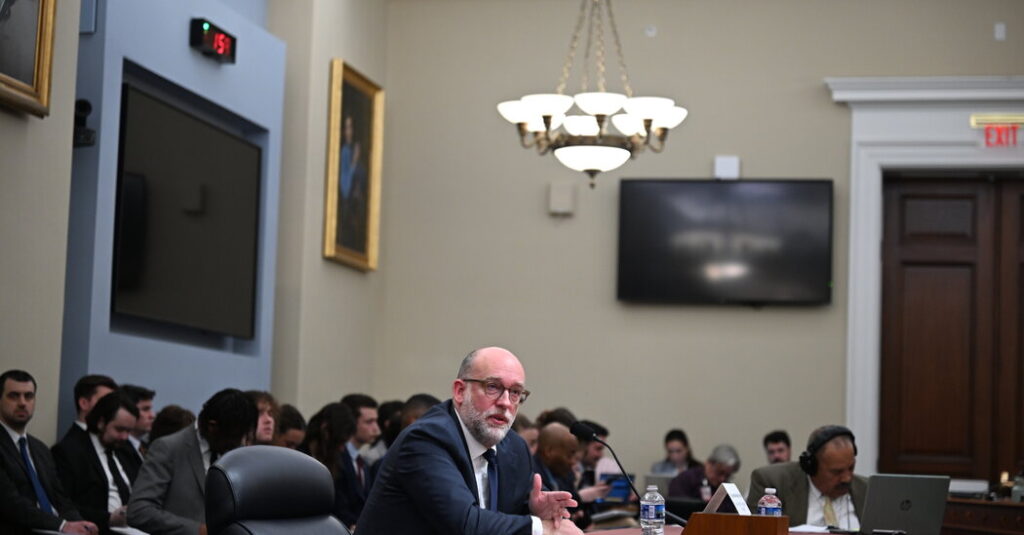 White House Declines to Offer Congress an Estimate of Iran War Cost