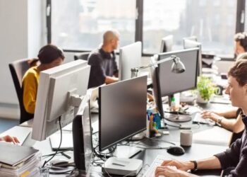 Gen Z fled San Francisco for Texas and Florida. Now they’re turning ‘welcomer cities’ into the next big tech towns