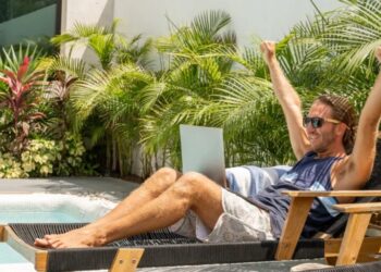 Major 4-day workweek study suggests that when we work 5 days we spend one doing basically nothing