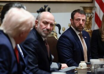 Trump ready to axe multiple Cabinet members like ‘a set of dominos’: biographer