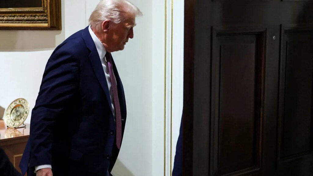 Trump’s fear of midterm blowout puts him under the gun to shake up Cabinet quickly: report