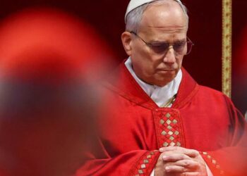 ‘Knows no bounds’: MAGA pastor torched after lashing out at Pope Leo over anti-war message