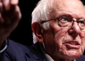 Bernie Sanders calls out Bezos, Musk, Bloomberg and Buffett in billionaire tax push: ‘The richest people in America have never ever had it so good’