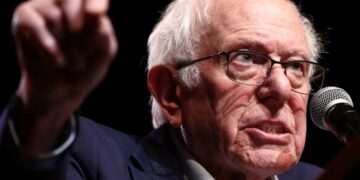 Bernie Sanders calls out Bezos, Musk, Bloomberg and Buffett in billionaire tax push: ‘The richest people in America have never ever had it so good’