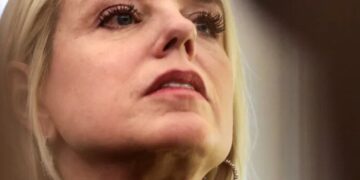 Bondi’s portrait discovered in DOJ trash can hours after Trump dumped her: MS NOW