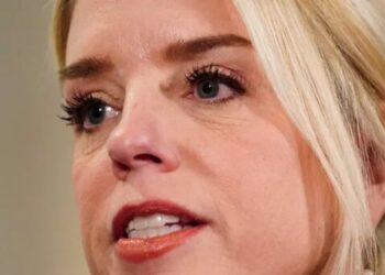 Bondi hit with stark reminder she’s still on the hook for Epstein files