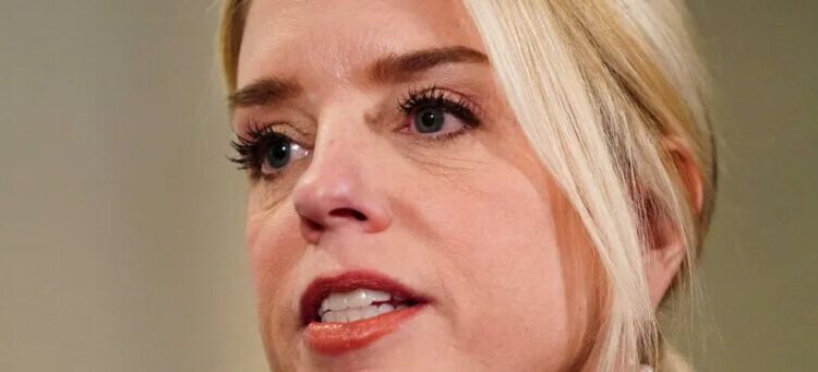 Bondi hit with stark reminder she’s still on the hook for Epstein files