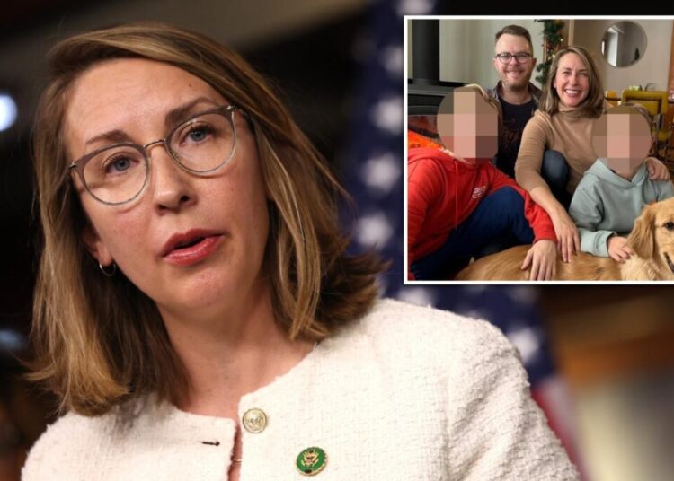 Michigan Rep. Hillary Scholten reveals husband ‘suddenly’ left family then filed for divorce