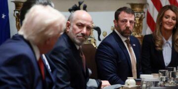 ‘Bondi is not the last one’: Insiders reveal Trump eyeing cabinet purge amid war fallout