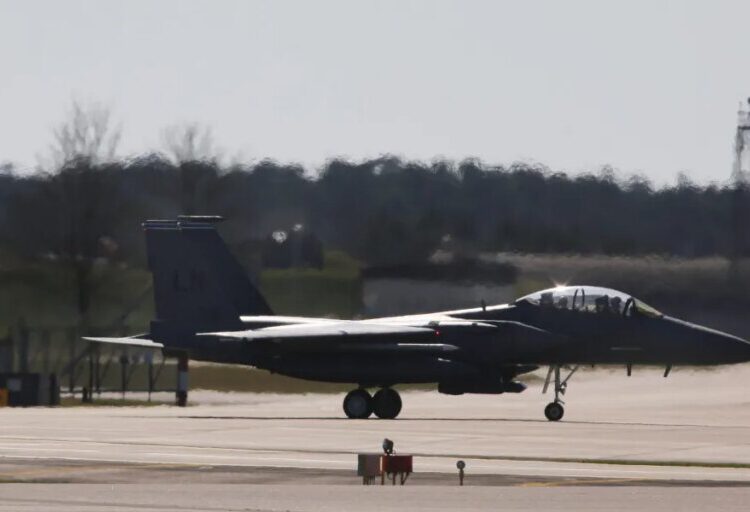 U.S. military continues frantic search for missing F-15 airman shot down over Iran, while Tehran calls on public to find ‘enemy pilot’