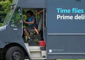 Amazon slaps 3.5% fuel and logistics charge on sellers because of Iran war