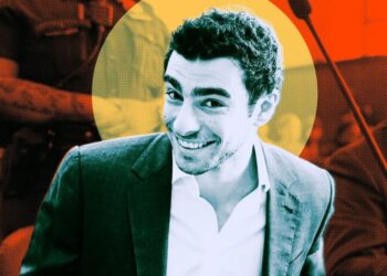 CEO Says He’s Giving Employees a $1.5 Million Bonus So He Doesn’t Get Shot in the Street by a Luigi-Like Killer