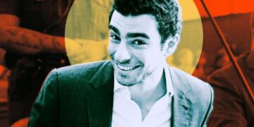 CEO Says He’s Giving Employees a $1.5 Million Bonus So He Doesn’t Get Shot in the Street by a Luigi-Like Killer