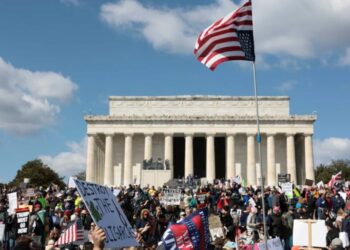 ‘Collision of forces’ inching US near ‘recession’ of historic proportions: researcher