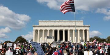 ‘Collision of forces’ inching US near ‘recession’ of historic proportions: researcher