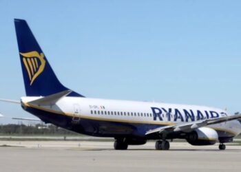 Ryanair CEO says book summer trips before fares soar, predicting French air traffic controllers more likely to cause flight chaos than fuel shortages