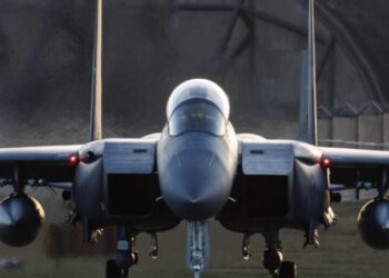 U.S. airman from F-15 shot down by Iran has been rescued after frantic search in mountainous region