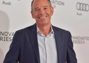 Netflix cofounder says he stopped work at 5 p.m. every Tuesday for 30 years to stay ‘sane,’ no matter the crisis: ‘Nothing got in the way of that’