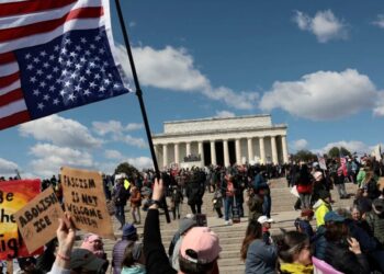 US reputation hits ‘depths not seen this century’ – and ‘may never recover’: Ex-diplomat