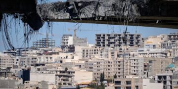 Trump Again Threatens to Bomb Iran’s Power Plants if Strait of Hormuz Not Open by Tuesday