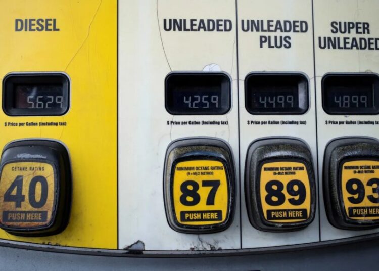 GOP facing ‘extinction-level event’ after explosive gas price forecast: strategist