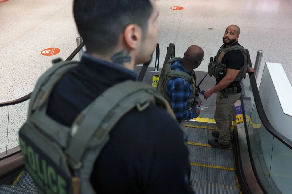 Trump runs into ‘major problem’ as he fails to make good on DHS promise: analyst