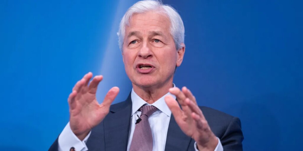 JPMorgan CEO Jamie Dimon predicts AI will cut the workweek down to 3.5 days—and tells Gen Z developing EQ is more important than ever