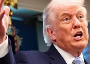 Retired general suggests Trump go to Walter Reed National Military Medical Center