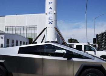 SpaceX, OpenAI, and Anthropic could reopen the IPO market—or drain it