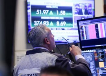 The AI trade is over. Top Wall Street analysts say the AI opportunity might be just starting