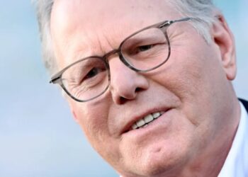 Warner Bros. CEO David Zaslav’s ‘extraordinary’ $887 million golden parachute gets ripped by proxy advisory firm ISS