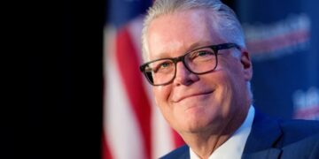 Delta’s CEO spent 15 years turning the airline into a premium brand. Now it commands 20% more per seat than rivals