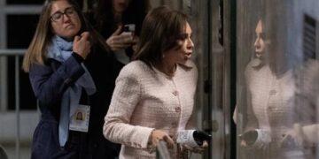 ‘Long-simmering disputes’ among Trump allies cloud fight to replace Pam Bondi: report