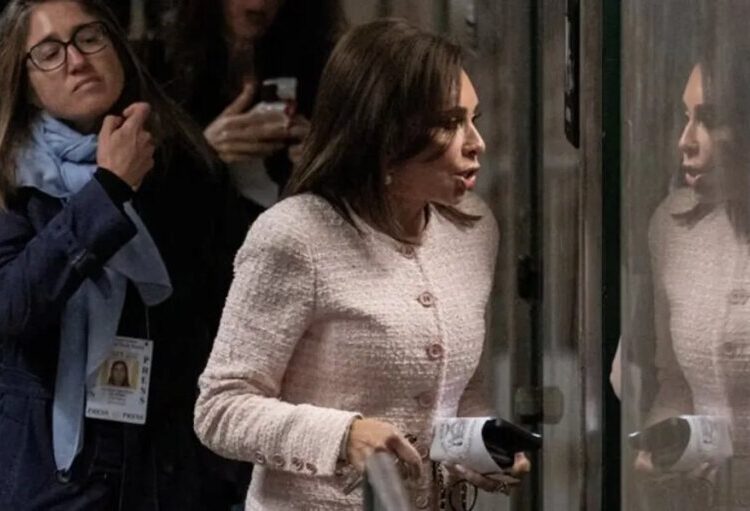 ‘Long-simmering disputes’ among Trump allies cloud fight to replace Pam Bondi: report