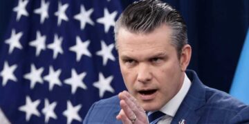 Pete Hegseth’s future at risk after ‘humiliating’ Trump at press conference: MS NOW host