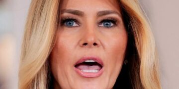 Melania’s ‘poorly worded’ Epstein denial leaves Trump advisor shook: ‘What is she doing?’