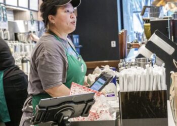 Starbucks’ game plan to roll out AI chatbots at cafés could serve as a ‘litmus test’ for the industry, analyst says