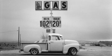 The Romance of the Gas-Station Sign