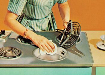 Psychologists Found Something Horrible About the Kind of Men Seeking Trad Wives