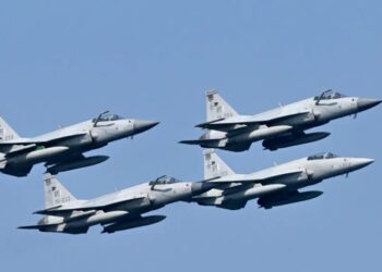 Pakistan sends military force to Saudi Arabia as part of pact