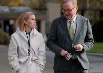 ‘Disgusting’: Trump’s top economic adviser brags of killing 300K ‘high-paying’ jobs