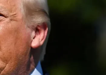 Retired general suggests Trump deliver this ultimatum over critical Strait of Hormuz