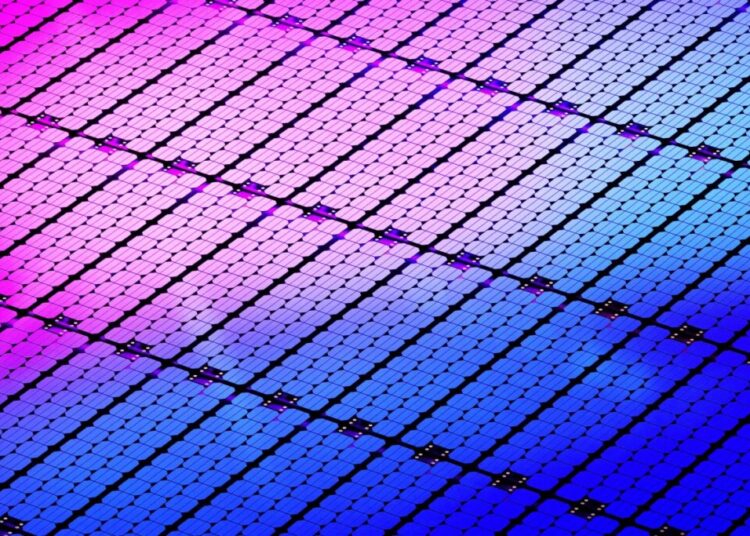 Scientists Set New Record for Solar Cell Efficiency