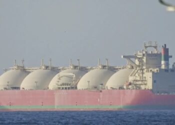 Oil tankers U-turn in Hormuz as U.S.-Iran talks break down